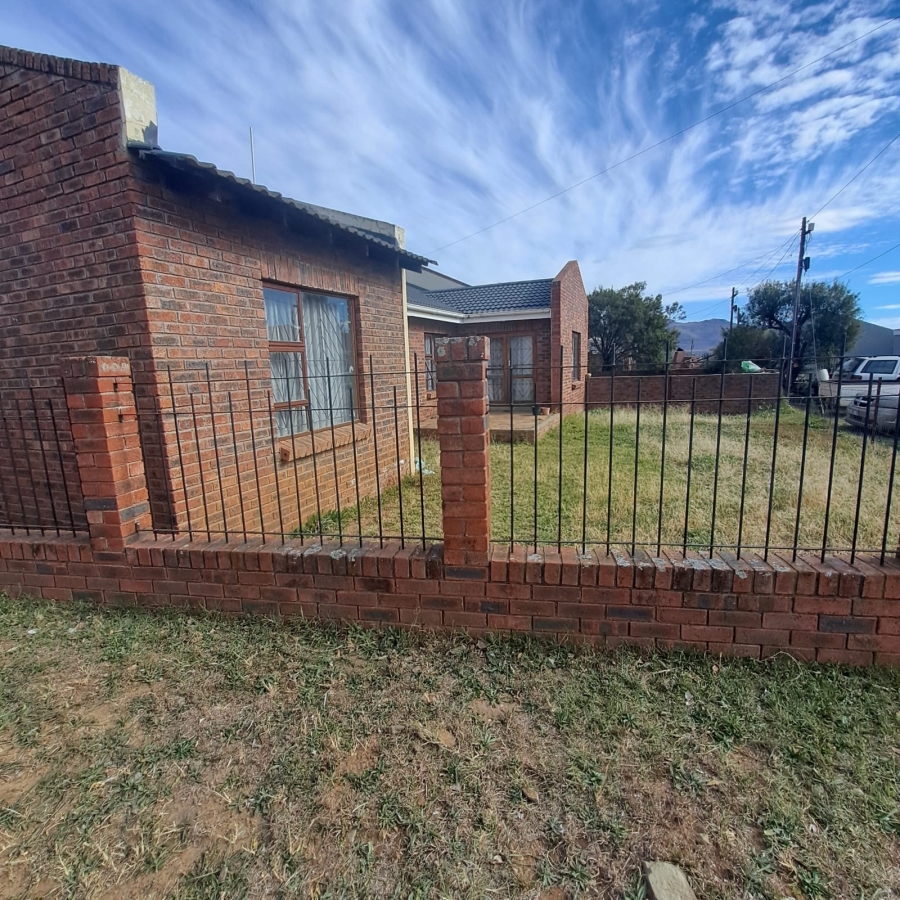 To Let 3 Bedroom Property for Rent in Laurie Dashwood Park Eastern Cape